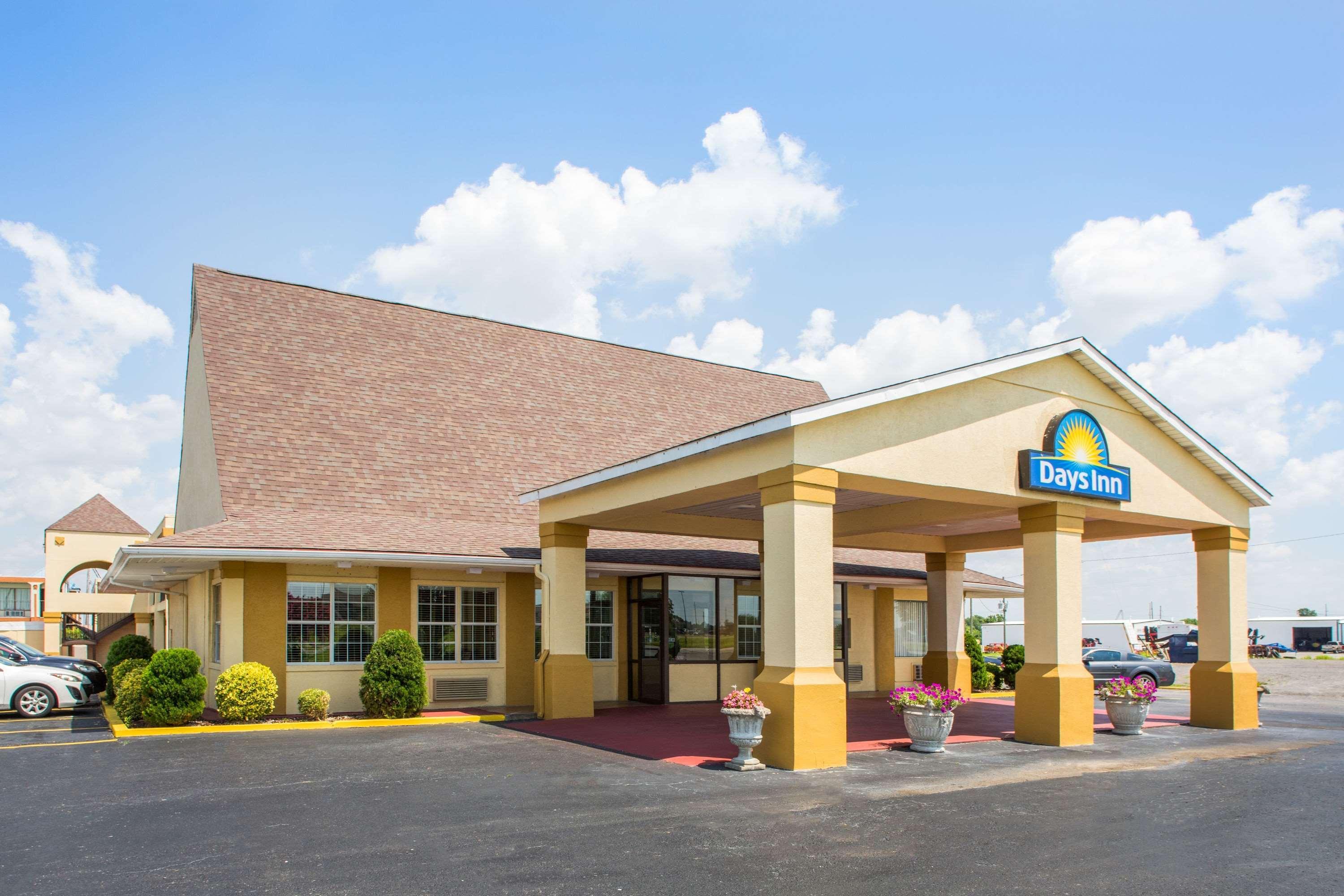 Days Inn By Wyndham בליית'וויל מראה חיצוני תמונה
