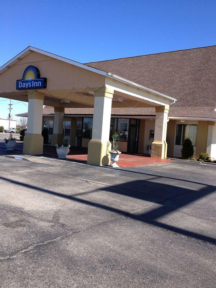 Days Inn By Wyndham בליית'וויל מראה חיצוני תמונה