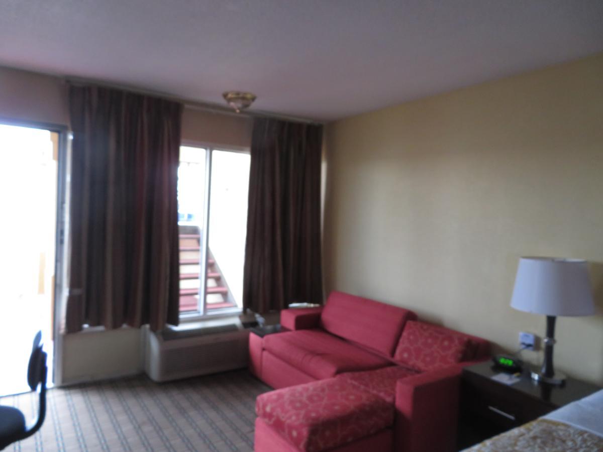 Days Inn By Wyndham בליית'וויל מראה חיצוני תמונה