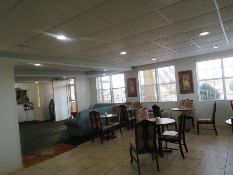 Days Inn By Wyndham בליית'וויל מראה חיצוני תמונה